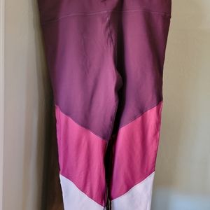 Fabletics 2x active bottoms plus size